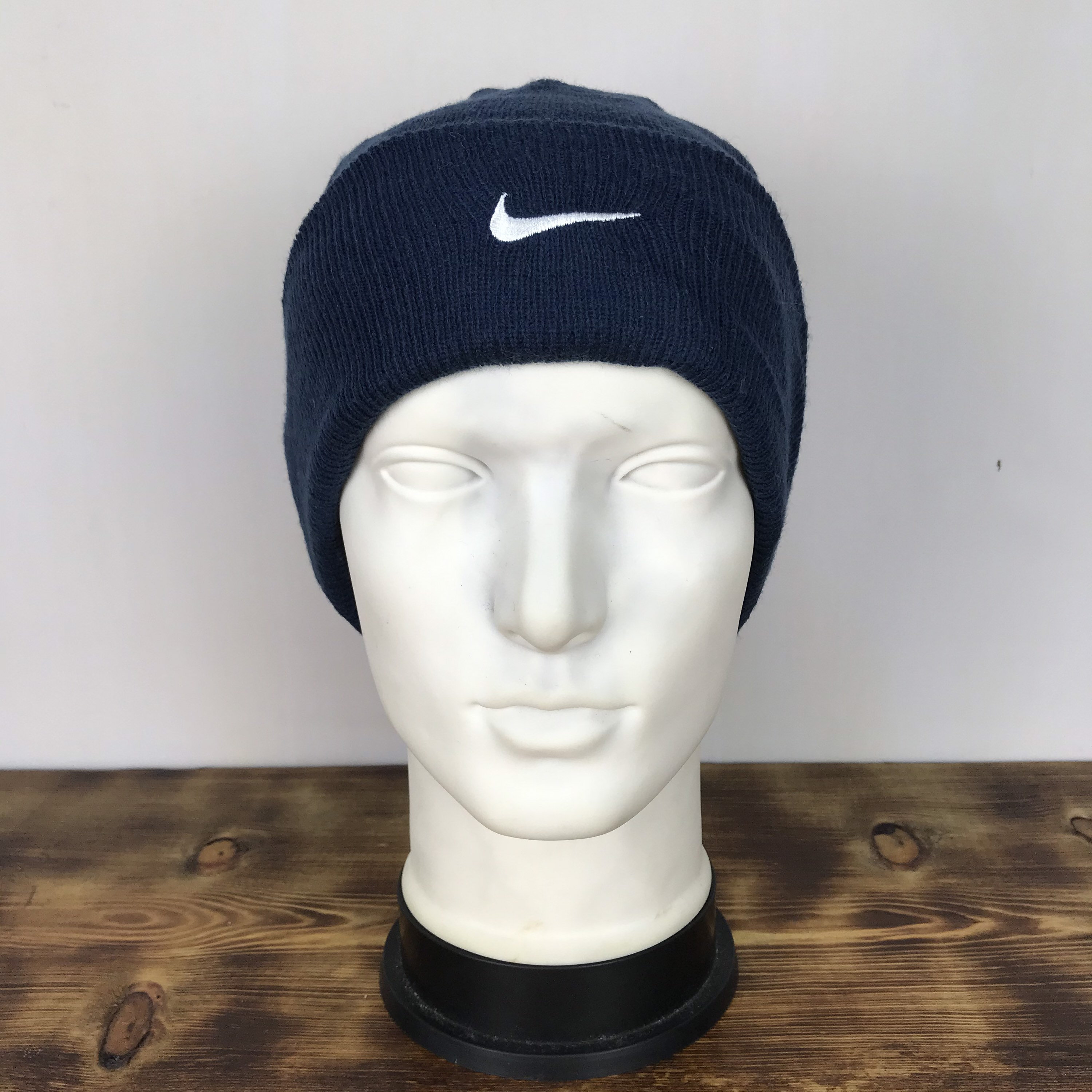 NIKE Swoosh Embroidery Logo Navy Beanie 