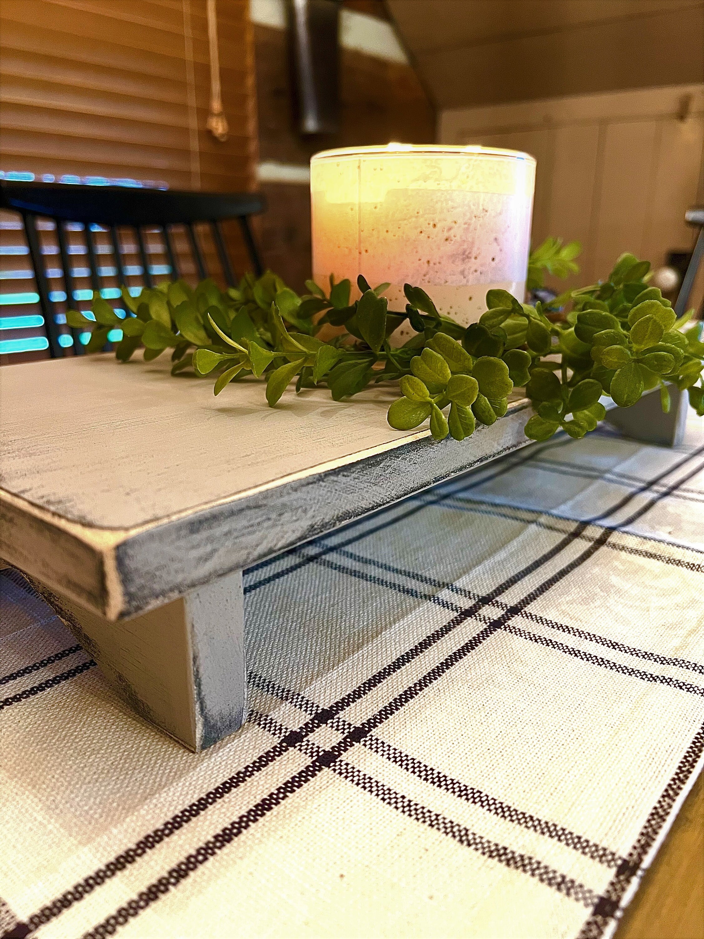 Wood Table Riser | 24