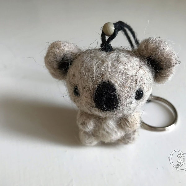 Adorable miniature koala - Needle felted animal keychain - Cute koala ornament - Unique gift for animal lovers