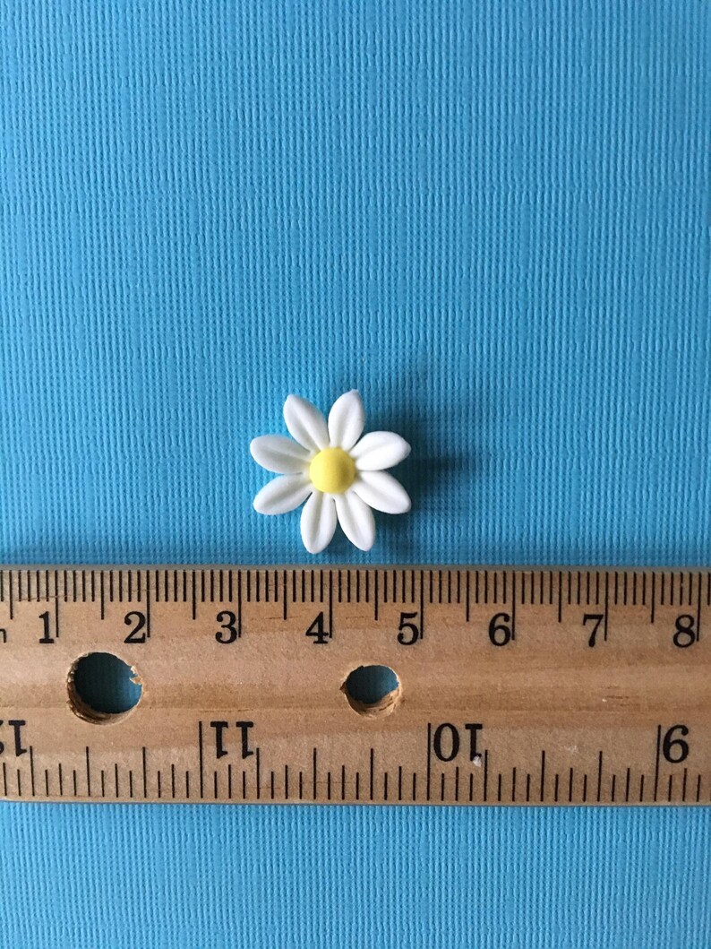 Edible Mini Daisies Small Fondant Daisies Sugar Flowers Cake Etsy