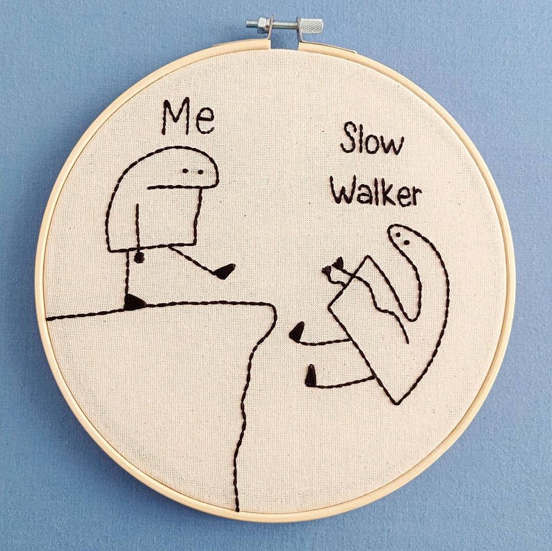 Slow Walker Meme Art du cerceau de broderie image 1