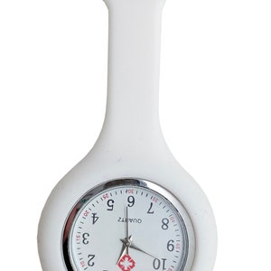 Infirmière, hôpital, médecin généraliste, médecin vétérinaire, montre gousset en silicone personnalisable au dos avec un dôme en silicone. image 4