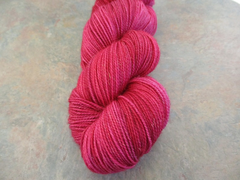 Free Ship USA Hand Dyed Yarn Sock Weight Raspberry Sparkle gold stellina