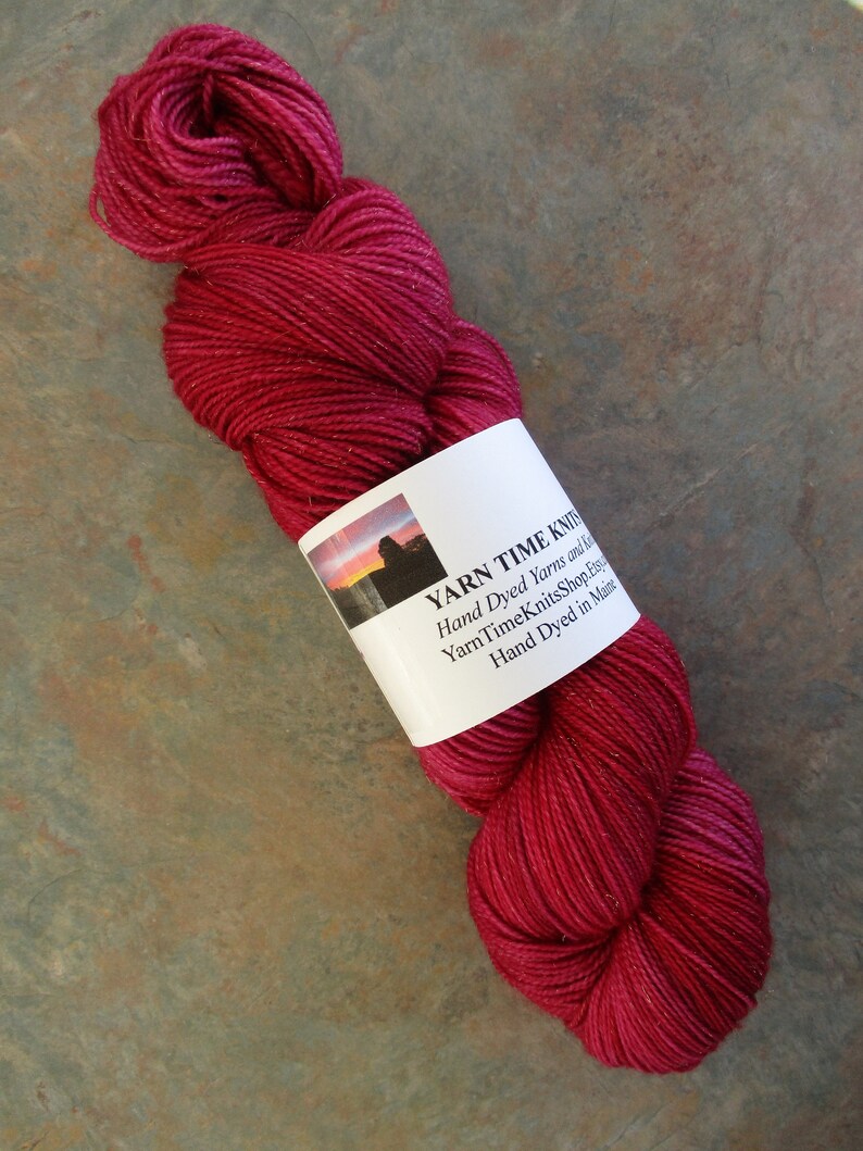 Free Ship USA Hand Dyed Yarn Sock Weight Raspberry Sparkle gold stellina