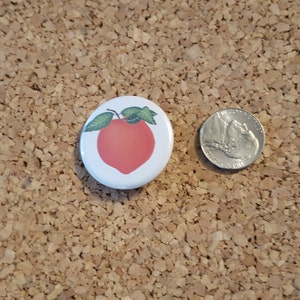 Persika-emoji - 3,8 cm nålknapp