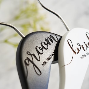 SET of 2 Personalized Hangers - Engraved Hangers for Bride & Groom - Wedding Gift - Personalized Bridal Dress Hanger - Wedding Hangers