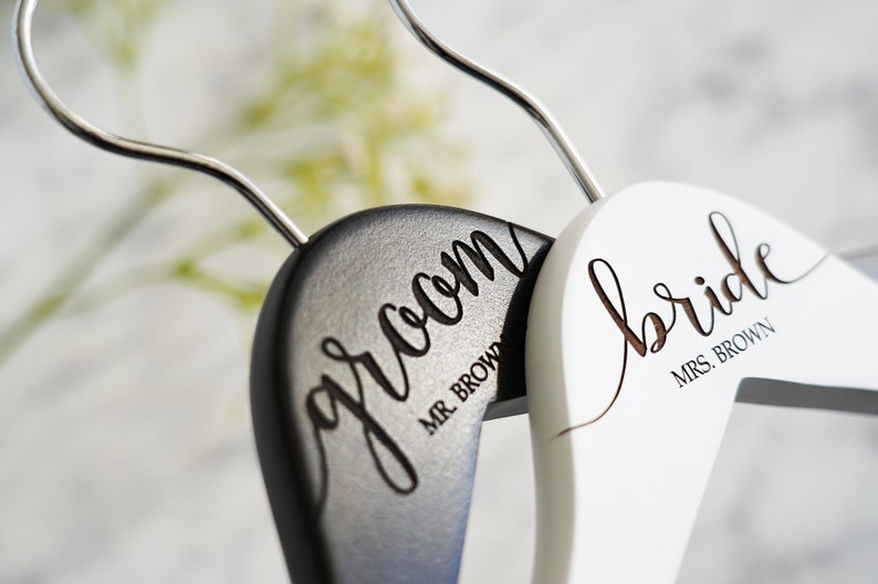 SET of 2 Personalized Hangers - Engraved Hangers for Bride & Groom - Wedding Gift - Personalized Bridal Dress Hanger - Wedding Hangers 