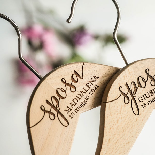 SPOSA, SPOSO – set of 2 wooden hangers, Engraved Hangers for Bride & Groom, Wedding Gift, Personalized Bridal Dress Hanger in Italian