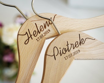 SET of 2 Personalized Hangers, Personalized Wedding Hangers, Wooden Engraved Hanger, Bridal Dress Hanger, Wedding Name Hangers, Wedding gift