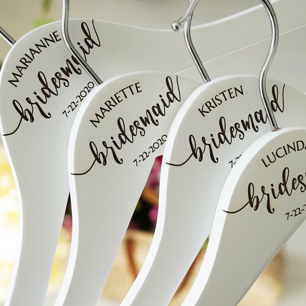SET OF 6 Bridesmaid Hangers - Engraved Bridesmaid Hanger - Wedding Gift - Personalized Bridal Dress Hanger - Wedding Hangers with Names