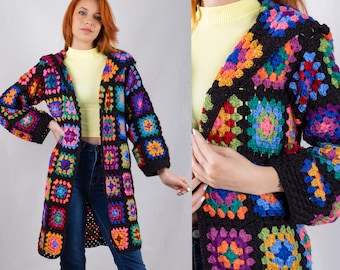 Cárdigan de lana a crochet con cuadrados de abuela: abrigo bohemio de patchwork