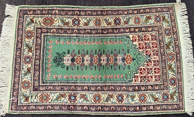 Small Size Anatolian Handknotted Rug,Decorative Vintage Bordered Design Rug,Bohemian Primitive Old Rug,Wool Traditional Low Pile Carpet Rug