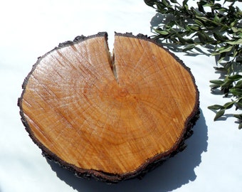 20,3 cm lackierte Baumscheibe, rustikale Holz Untersetzer, Hochzeit Herzstück