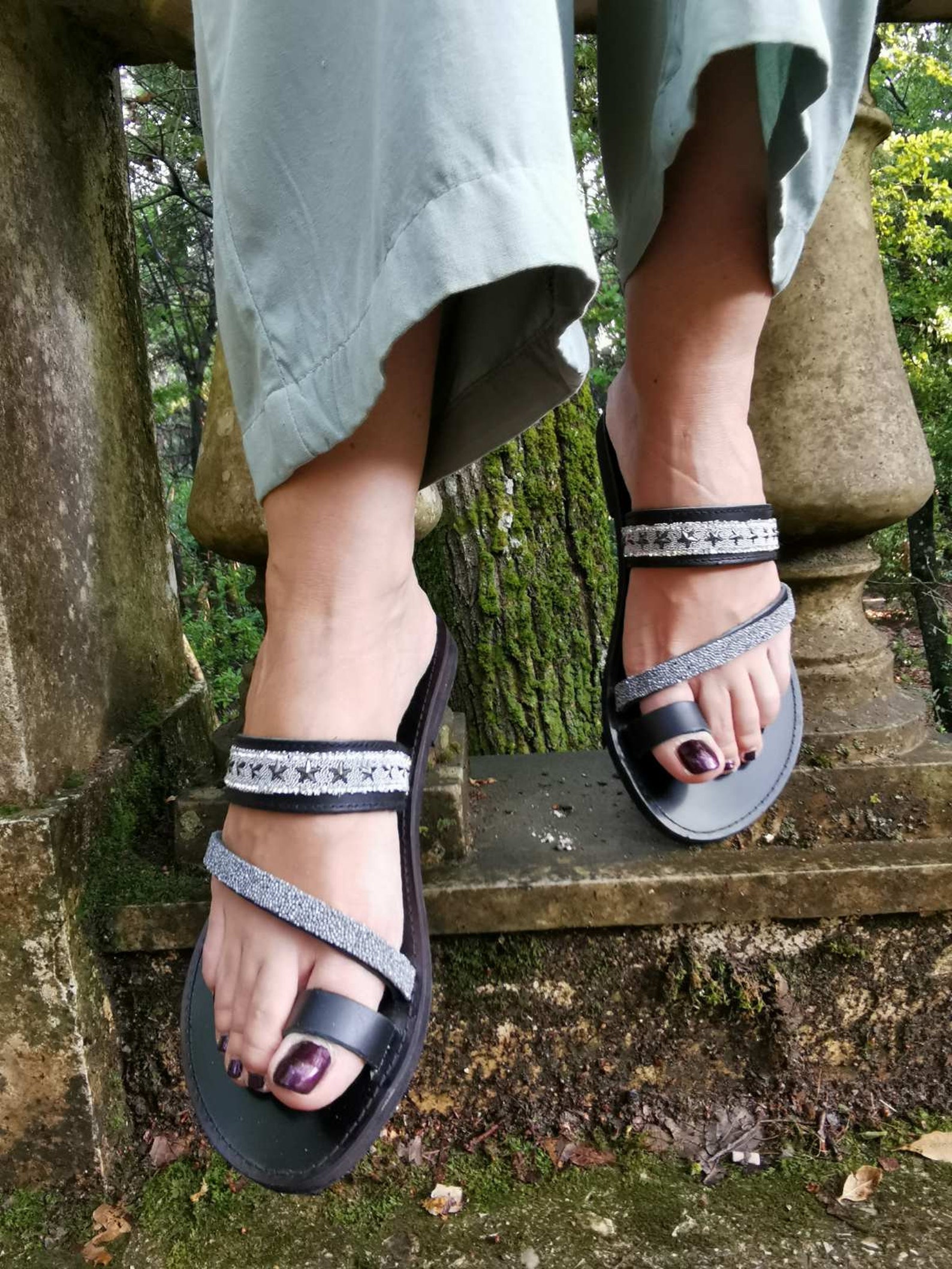 Black sandals with stars toe ring sandals genuine leather - Etsy Polska