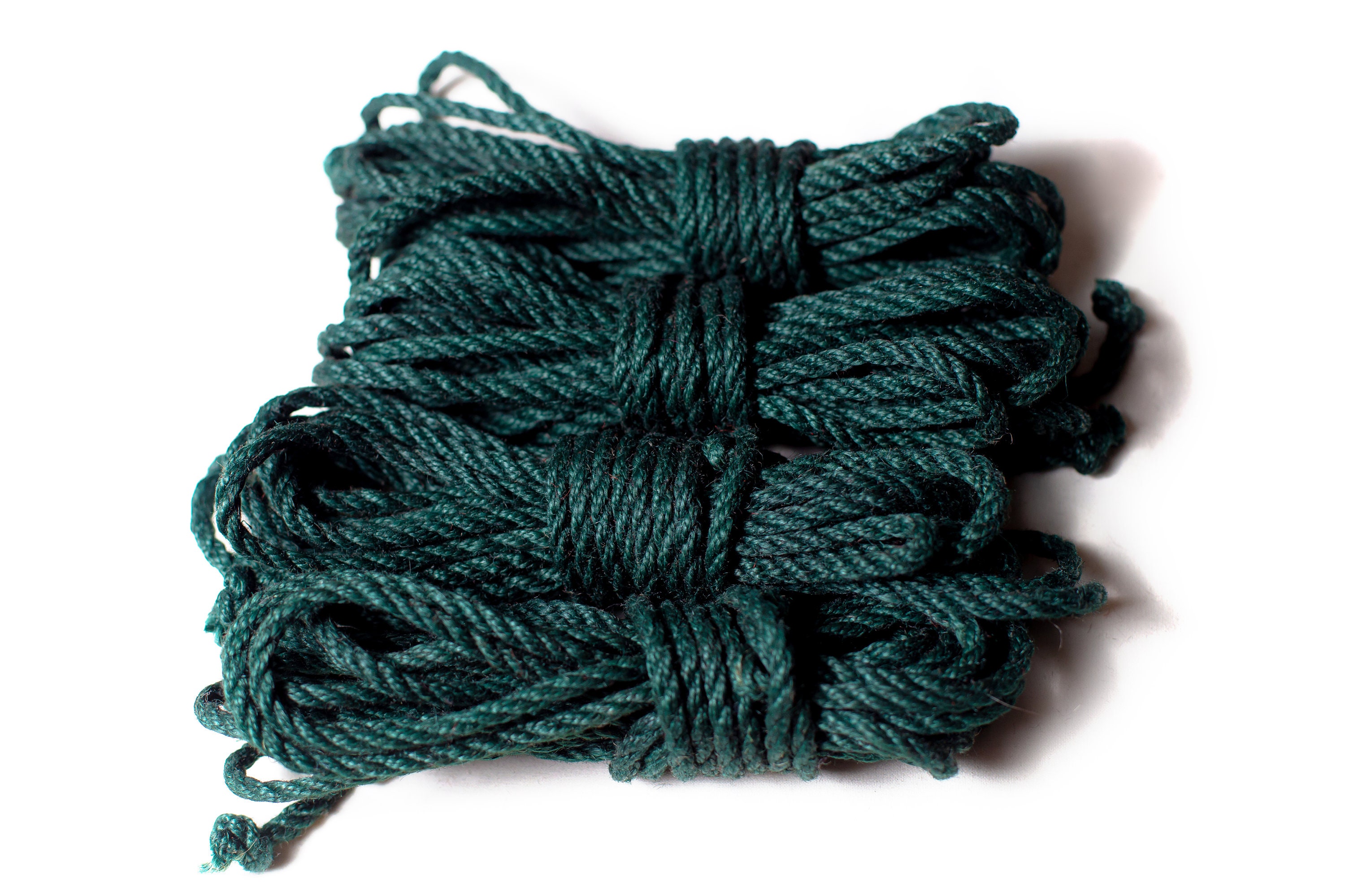 White dyed jute rope, shibari, single yarn, 6mm x 8m (26.25ft)