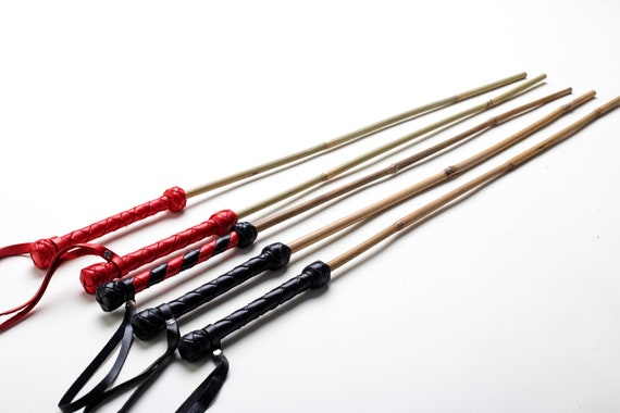 Bambus - Spanking Cane - Handgefertigte Peitsche mit Ledergriff 80cm - Etsy  Schweiz