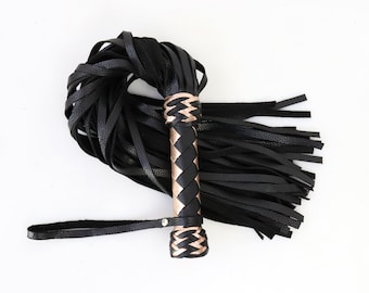 Black Leather Flogger 50 Tails – Thuddy Impact Whip 27.6 Inch