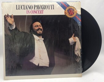 Luciano Pavarotti In Concert-CBS Masterworks