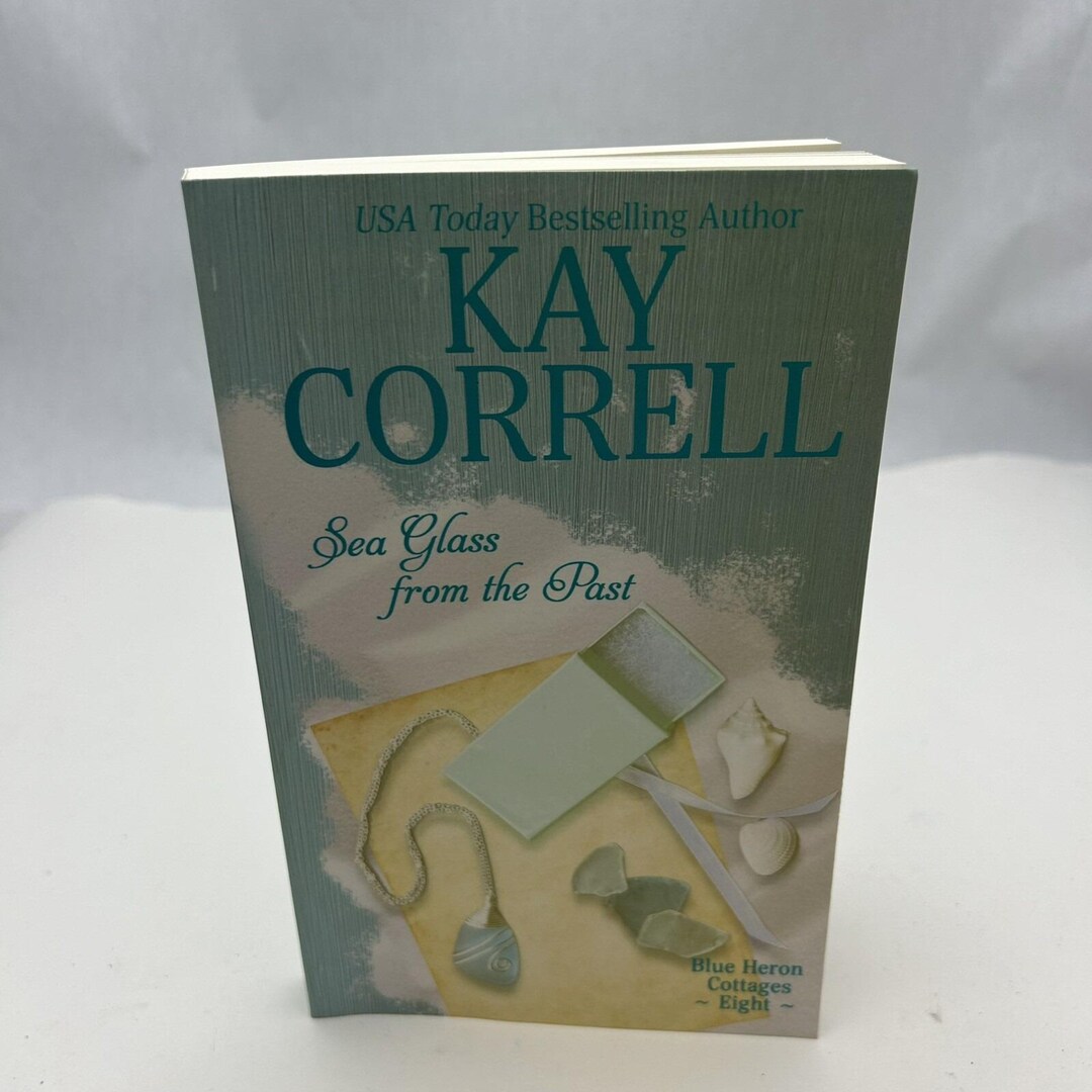 Sea Glass From the Past (blue Heron Cottages) - Paperback by Correll ...