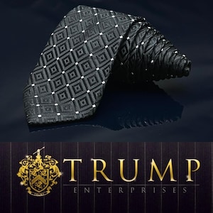 Donald J Trump Men&#39;s Tie Black/Geometric Width 3.50&quot; Length: 62&quot;