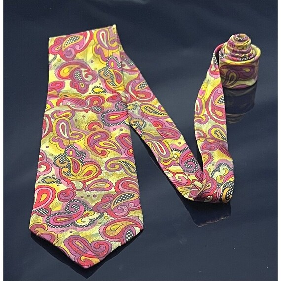 V2 by Versace Pink and Green Dark Paisley Tie - image 5