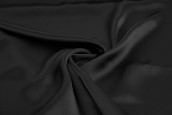 Schwarze Satin-Seide – Italienische Charmeuse Meterware – Glänzender Seidenstoff für Abendkleider, Blusen, Dessous & elegante Nähprojekte