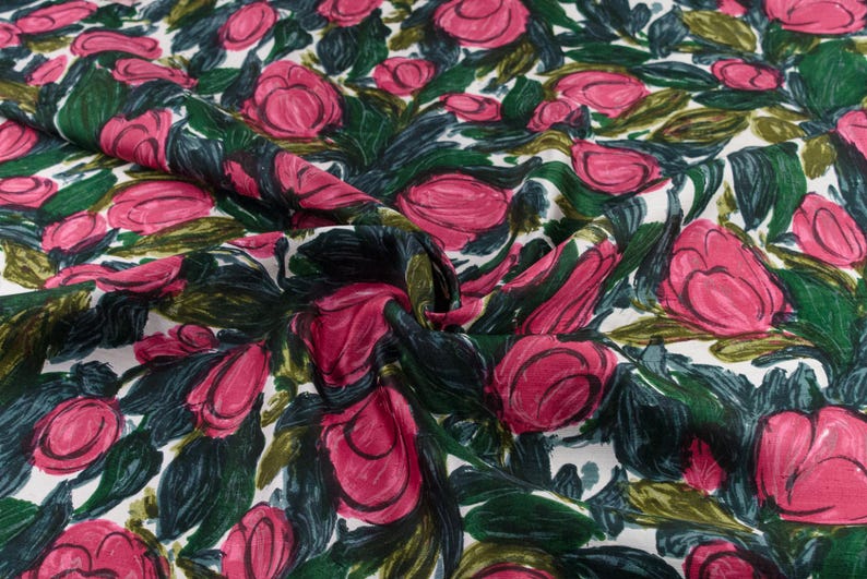 Rent sidentyg med rosa blommor från 60-talet - perfekt för aftonklänningar, eleganta blusar och kjolar, accessoarer och heminredning bild 2