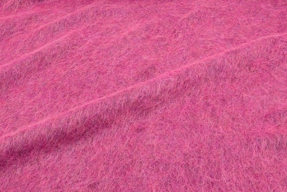 Italienischer Wollstoff mit Alpaka & Mohair in Pink, Flauschiger Mantelstoff für Jacken, Mäntel und Accessoires