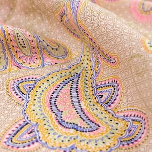 Vintage Fabric Cotton Silk Blend with Floral Paisley print for Clothing, Lining and Room Decor - sold by 1/2 Yard