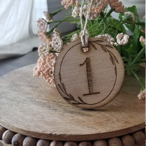 Rustic Wooden Table Number Tag // Farmhouse Style // Wedding Table Number Tags // Circular Shape