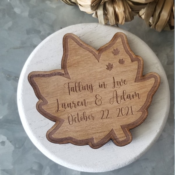 Falling in Love Fall Leaf Wedding Favor Magnet // Wedding Keepsake // Rustic Wedding // Fall Leaves