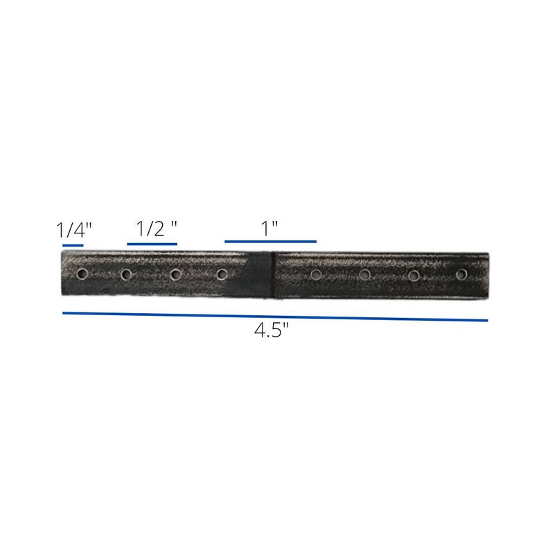 Puede incluir: Tira de tela negra con m&uacute;ltiples agujeros y una franja negra en el centro. La tira mide 4,5 pulgadas de largo y las medidas est&aacute;n marcadas en pulgadas: 1/4 de pulgada, 1/2 pulgada y 1 pulgada.