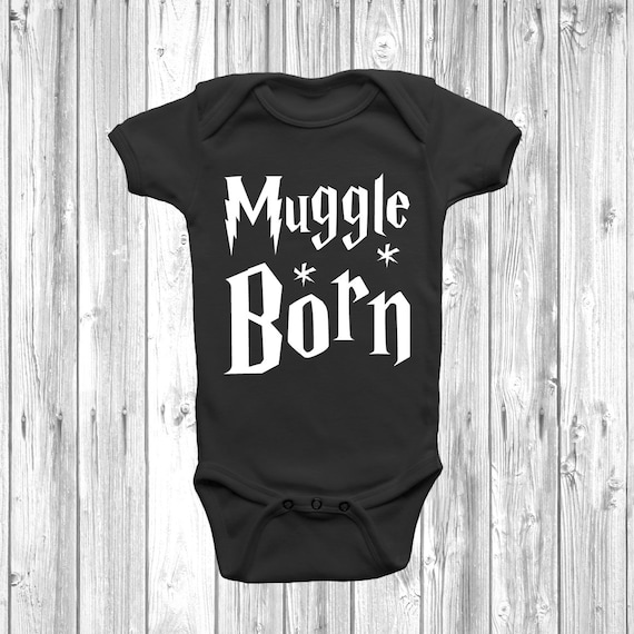 BABY BOY,GIRL,BORN TO PLAY NETBALL WITH MY MUMMY VEST,BODYSUIT,GIFT CLOTHES
