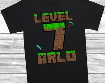 Personalised "Level 7" T-Shirt – Custom Name Pixel Brick Birthday Tee – Gamer Style 7th Birthday Outfit