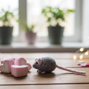 Tiny Mouse Knitting Pattern, Doll Craft Pattern, DIY Doll Making, Knitting Pattern, Handmade Toy
