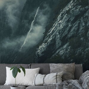 Papel pintado con paisaje de montaña brumoso, autoadhesivo, despegable y pegable, mural de pared botánico imagen 3