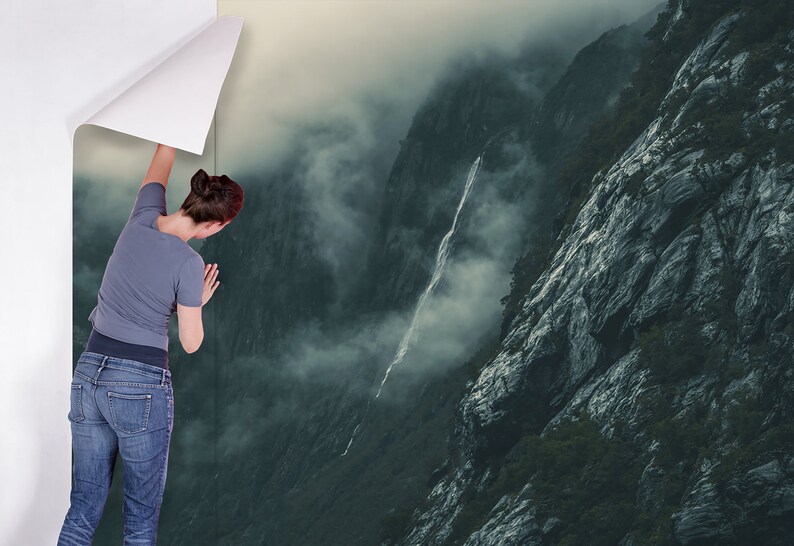 Papel pintado con paisaje de montaña brumoso, autoadhesivo, despegable y pegable, mural de pared botánico imagen 4