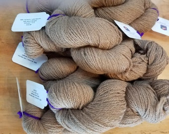 Lot De Laine Big Bad Wool Pea Weepaca (alpaga Et Mérinos) – Coloris Jaune œuf Frit – 50g/175yds