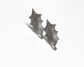 Pendientes vintage STUART NYE de plata de ley con detalle de hoja de roble y cierre de rosca