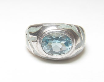 PRIME ART Sterling Silver 2.40 Ct Natural Oval Ice Blue Topaz And Enamel Ring Vintage