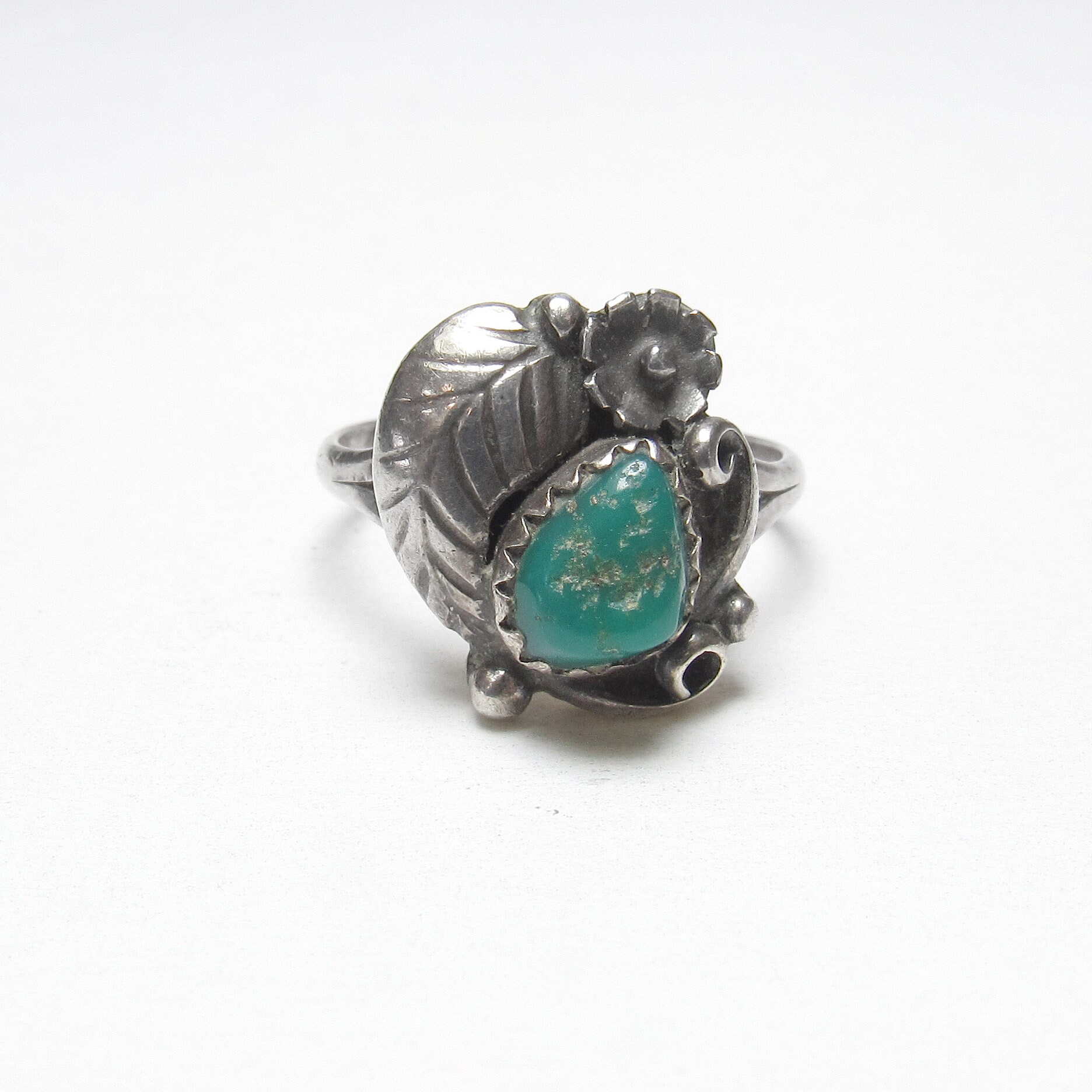 Adjustable Vintage Native American Navajo Turtle Turquoise Coral Sterling Silver Ring Adjustable Vintage Native American Navajo Turtle Turquoise Coral Sterling Silver Ring