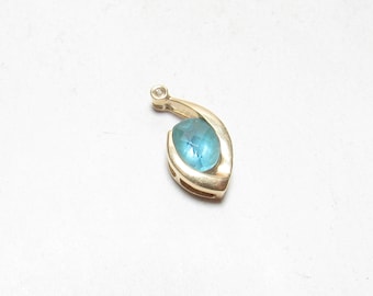 14K Yellow Gold 2.40 Ct Natural Oval Baby Swiss Blue Topaz And Diamond Pendant Estate