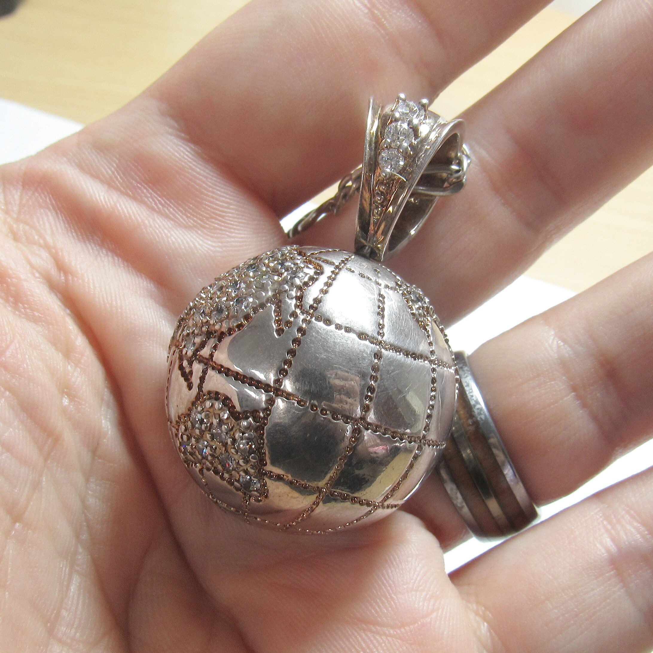 GM Huge Heavy Sterling Silver Rose Tone Lab Created Ice