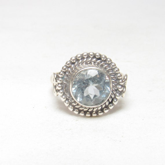 Sterling Silver 2.40 Ct Natural Round Ice Blue Top