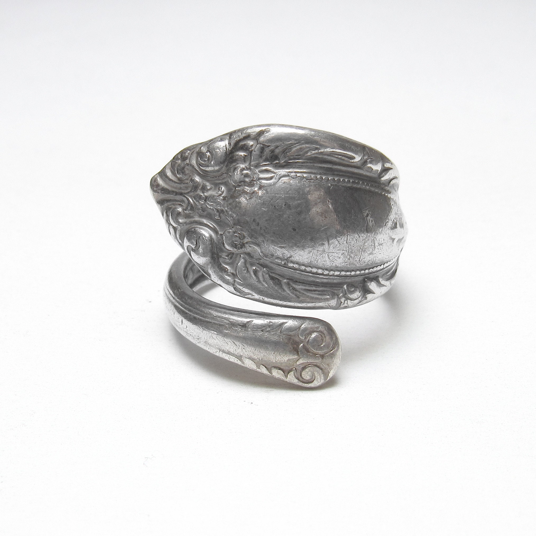 TOWLE Sterling Silver Floral Swirl Design Spoon Ring 1940
