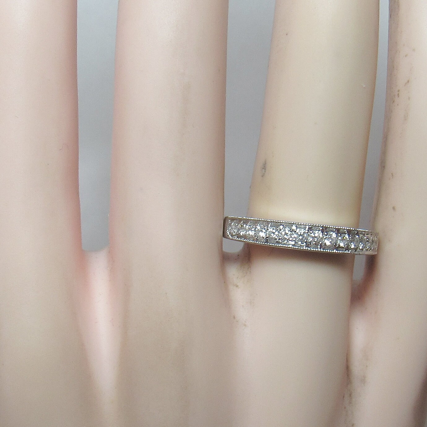 ZEI 14K White Gold 17 Brilliant Cut Diamond Band Style Ring
