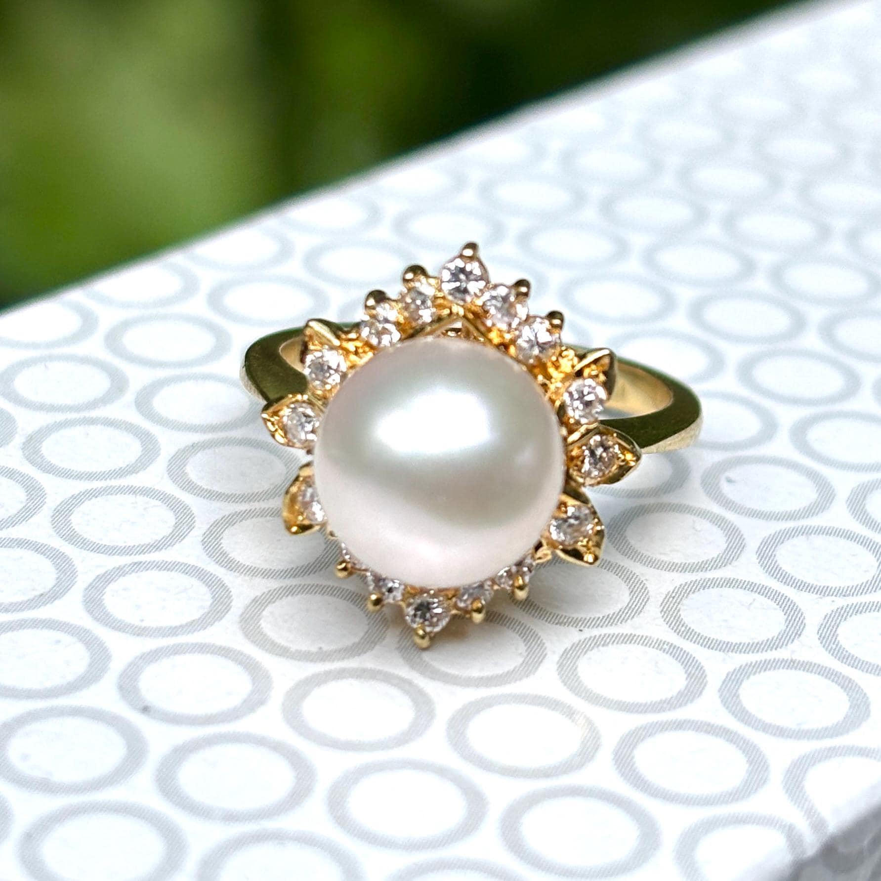 14K Yellow Gold 9.0 Mm Nice Luster South Sea Pearl and Diamond