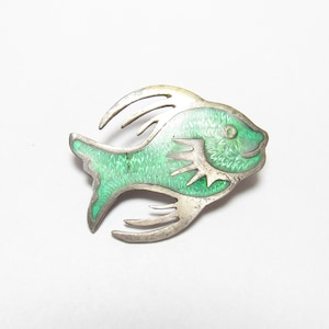 J SOTELO JS Sterling Silver Green Enameled Fish Brooch Pin 1940&#39;s Vintage