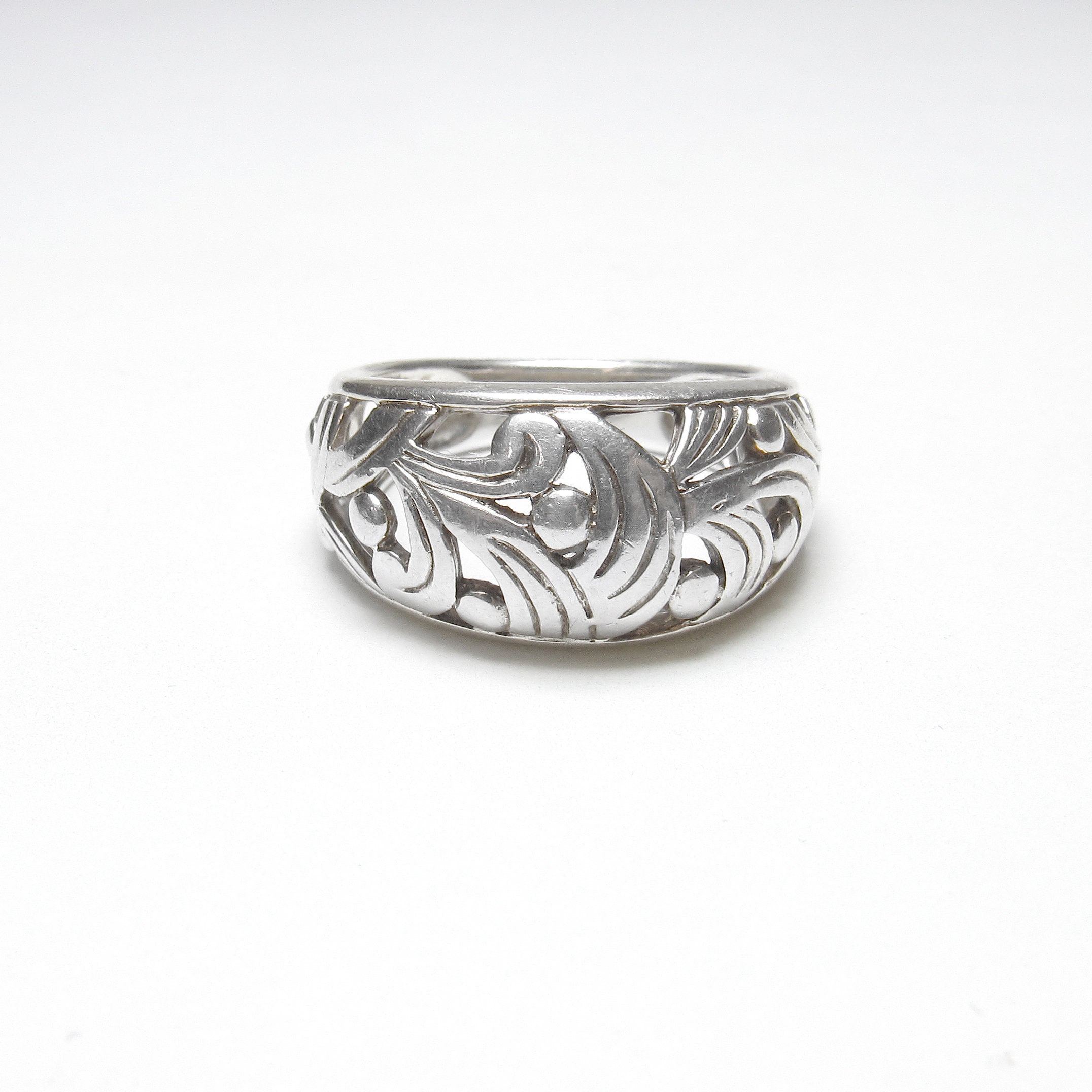 MARK WASSERMAN SAMARA Sterling Silver Carved Paisley Wind