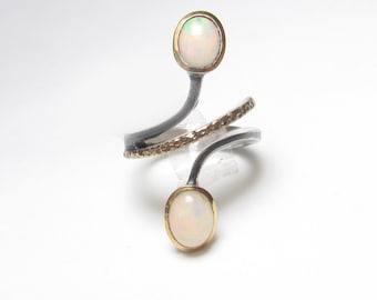 Large bague bypass ovale en argent sterling et plaqué or BORA, opale colorée naturelle, 1,00 ct vintage